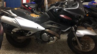 SUZUKI FREEWIND 650 ΓΙΑ ΑΝΤΑΛΛΑΚΤΙΚΑ *MOTO LEADER PARTS*