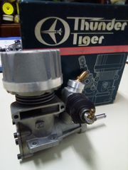 Thunder Tiger '19 1/8 Nitro motor buggy 