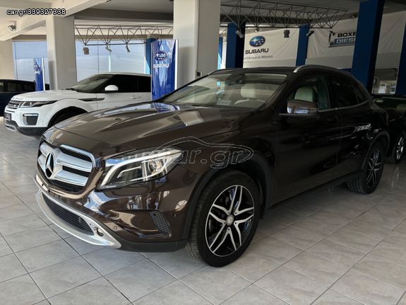 Mercedes-Benz GLA 200 '16  200 d LOOK AMG ΠΑΝΟΡΑΜΑ!