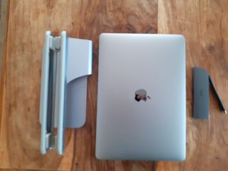 Apple Mac Book Pro 2017 space grey -thumb-2