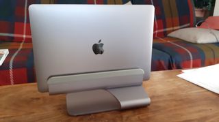 Apple Mac Book Pro 2017 space grey -thumb-1