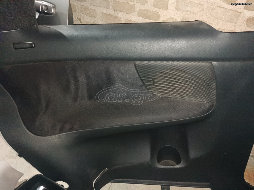 Ταπετσαριες πισινες από COROLLA E12 HATCHBACK διπορτο