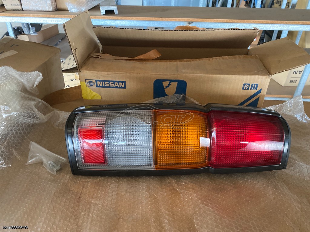 ΦΑΝΟΣ ΠΙΣΩ ΑΡΙΣΤΕΡΟΣ NAVARA D21