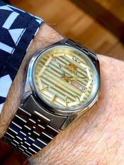 Orient quartz -thumb-5