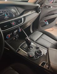 Alfa Romeo Stelvio quadrifoglio real carbon fiber.