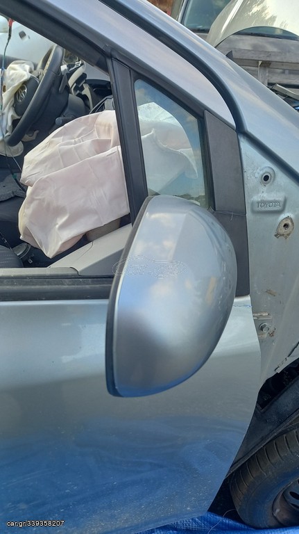 ΚΑΘΡΕΠΤΗΣ ΔΕΞΙΑ ΓΙΑ TOYOTA YARIS 2005-2010
