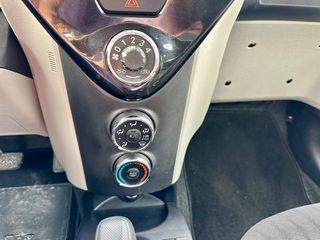 Toyota iQ 2013 αυτοματο clima a/c-thumb-17