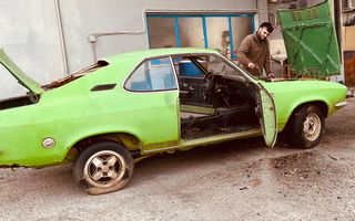 Opel Manta 1972 MANTA A-thumb-4