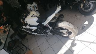 Yamaha r6 2007 -thumb-1