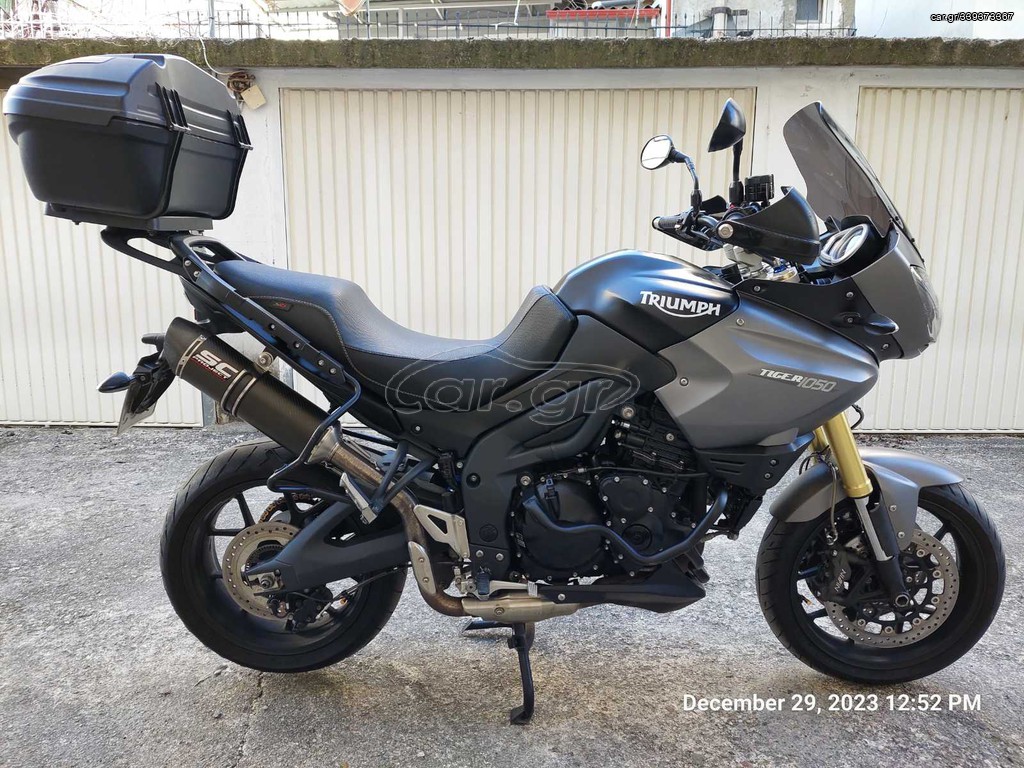 Triumph Tiger 1050 SE 2012