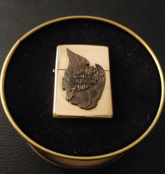 ZIPPO ΑΝΑΠΤΗΡΑΣ HARLEY DAVIDSON FIGHTING EAGLE BRASS BARRETT SMYTHE 1996 ΣΥΛΛΕΚΤΙΚΌΣ 