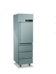 Ψυγείο Θάλαμος Συντήρηση Με Μηχανή Βεβιασμένης Κυκλοφορίας Με Βεντιλατέρ με 1 Πόρτα  57 x 80 x 203,5       GINOX