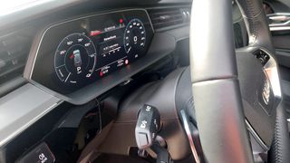 Audi e-tron 2020 50 quattro-thumb-10