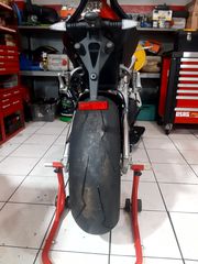 Aprilia rsv4  2017