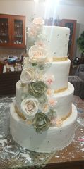 Πωλείται ψεύτικη τούρτα γάμου 4οροφους
