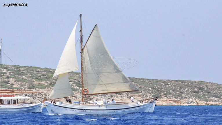 Σκάφος τρεχαντήρι '04 Traditional custom made wooden yacht