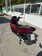 Honda PCX 125 2023-thumb-9