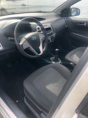 Hyundai i 20 2012-thumb-9