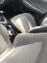 Hyundai i 20 2012-thumb-12