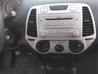 Hyundai i 20 2012-thumb-24