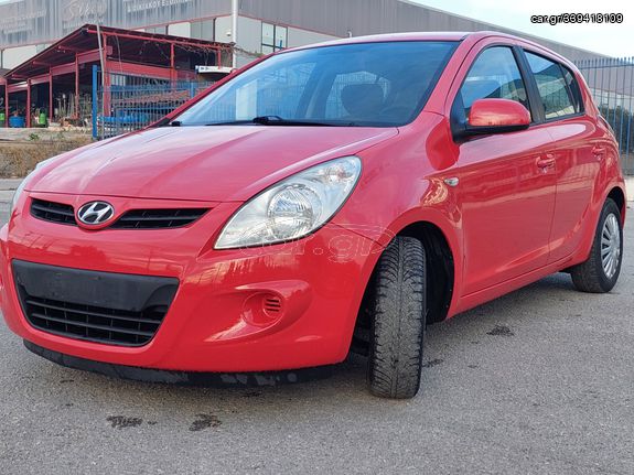 Hyundai i 20 2012