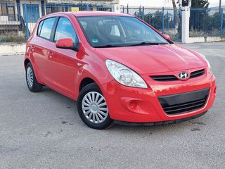Hyundai i 20 2012-thumb-9