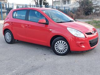 Hyundai i 20 2012-thumb-8