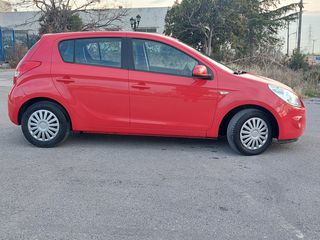 Hyundai i 20 2012-thumb-7