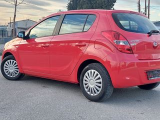 Hyundai i 20 2012-thumb-4