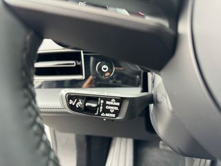 Porsche Taycan 2022 Sport Turismo Panorama Full-thumb-31