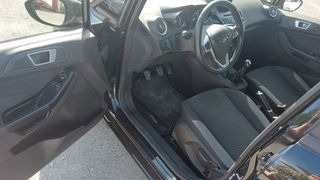 Ford Fiesta 2017-thumb-6