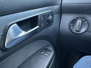 Νεκροφόρα Volkswagen 2011 CADDY MAXI-thumb-25