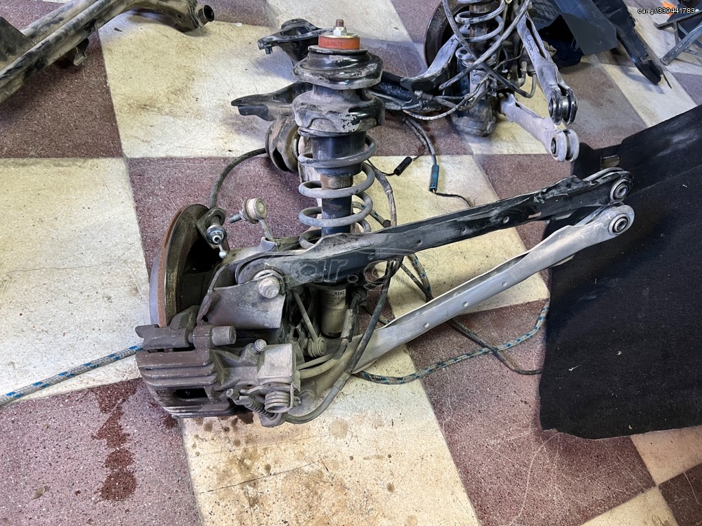 Άκρα πίσω με μπουκάλα  Mini r50 r52