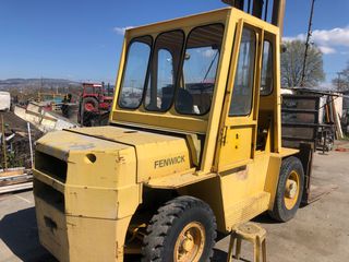 Hyster '90