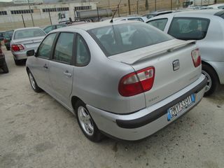Seat Cordoba 2002-thumb-3