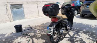 Aprilia Scarabeo 200 '14