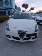 Alfa Romeo Giulietta 2011-thumb-1