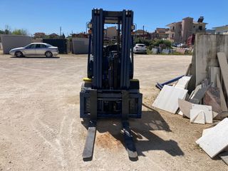 Komatsu 1998 FG30T  triplex-thumb-1