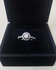 Μονόπετρο δαχτυλίδι από λευκόχρυσο Κ18 με διαμάντι μπριγιάν βάρους 0.35ct, ποιότητας E/VS1 και Πιστοποίηση GIA