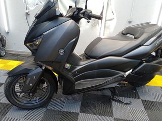 Yamaha XMAX 300 2023-thumb-3