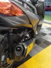 Yamaha XMAX 300 2023-thumb-9