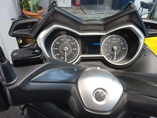 Yamaha XMAX 300 2023-thumb-19