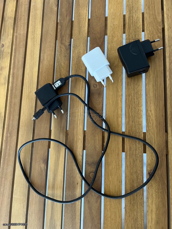 3 φορτιστες usb