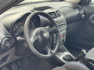 Alfa Romeo Alfa 147 2007-thumb-8