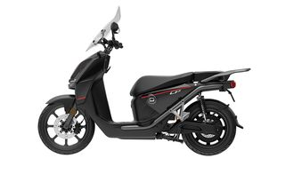 Ηλεκτρικό SCOOTER SUPER SOCO CPA/CPX 4000W Μαύρο (2πλη Μπατ) L3E-A1 60V/45AH X 2