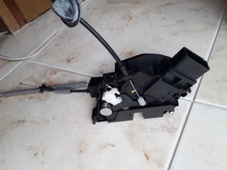 Κλειδαριά πόρτας οδηγού  volvo xc60