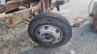 ΑΞΟΝΑΣ ΜΠΡΟΣΤΑ ΑΠΟ MERCEDES BENZ 813 913 ΣΕ ΑΡΙΣΤΗ ΚΑΤΑΣΤΑΣΗ ΥΠΑΡΧΟΥΝ ΚΑΙ ΤΑ ΖΑΝΤΟΛΑΣΤΙΧΑ ΠΟΛΥ ΚΑΛΑ
