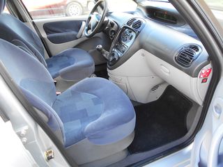 Citroen Xsara Picasso 2005-thumb-12