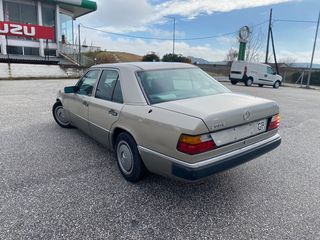 Mercedes-Benz E 200 1990-thumb-7