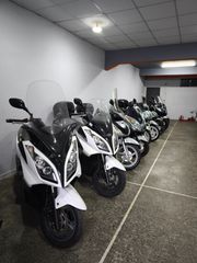 Honda SH 300i 2016-thumb-9